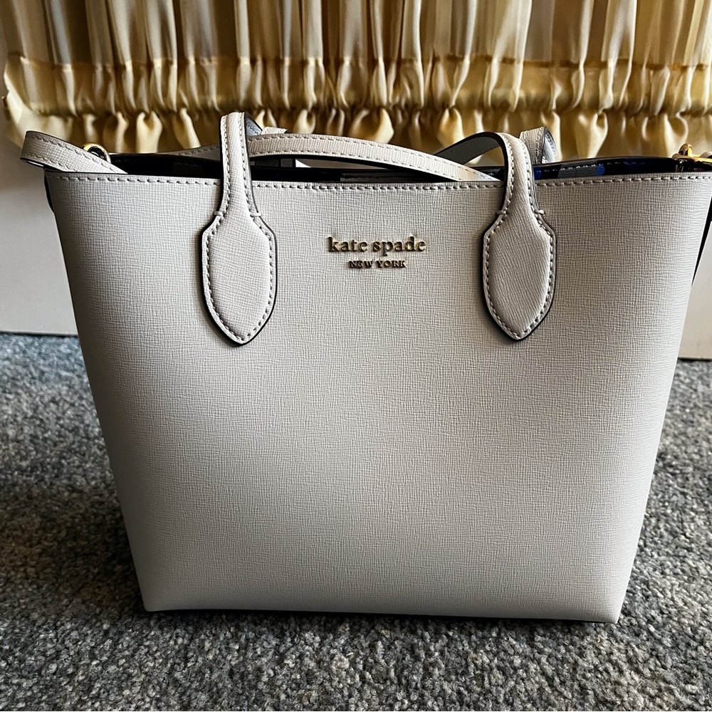 Kate Spade Space Pop Light Gray Cross body / Tote Bag